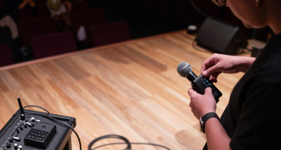 Best Wireless Microphone Systems For Singers Compared