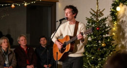 Sufjan Stevens Makes Rare Onstage Appearance, Readies New Christmas Song